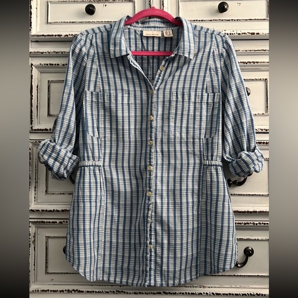 DKNY long sleeve button tan light weight button down with elastic waist size L - Picture 11 of 15